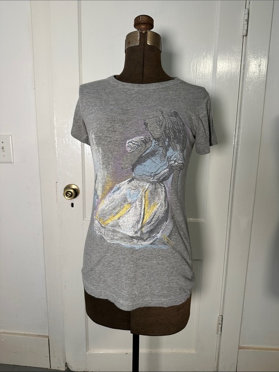 Junk Food Clothing Tops - Junk Food Vintage 90s Alice in Wonderland T Shirt Disney Disneyland Disney World
